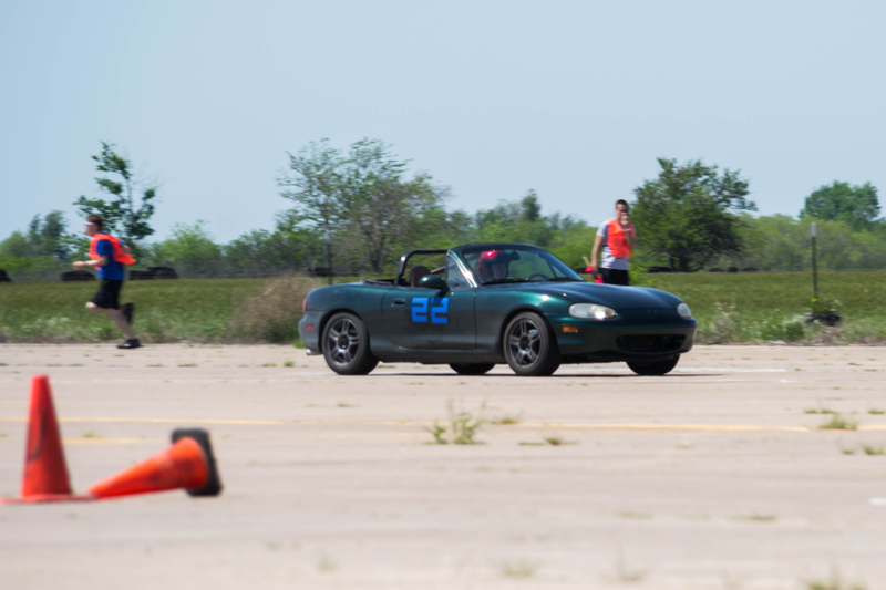 Illustration for article titled Huge Juicy Autocross Photodump